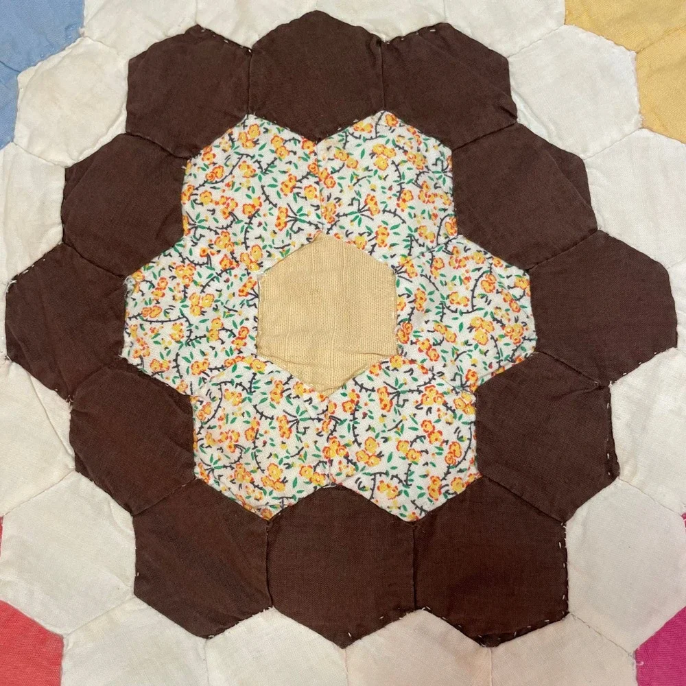 Vtg 30s Grandmother's Flower Garden Hand Sewn Hexagon Quilt 50x71 Handmade